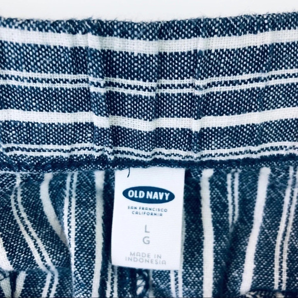 Old Navy Striped Linen Blend Pull On Cropped Pants - Picture 4 of 7